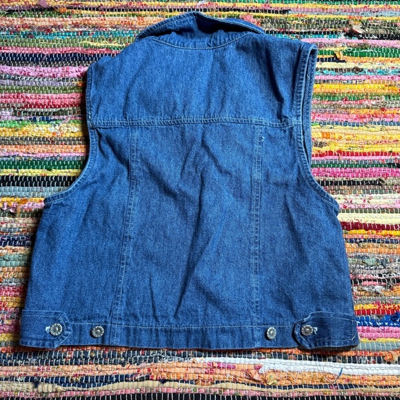 Vintage Studio East Denim Vest – Daisy Buttons – Size 6 - Picture 6 of 6
